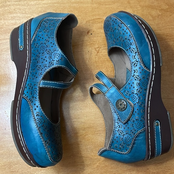 Women's teal L’Artiste by Spring Step Mamata Mary Jane clog. Size 37 - Picture 8 of 9